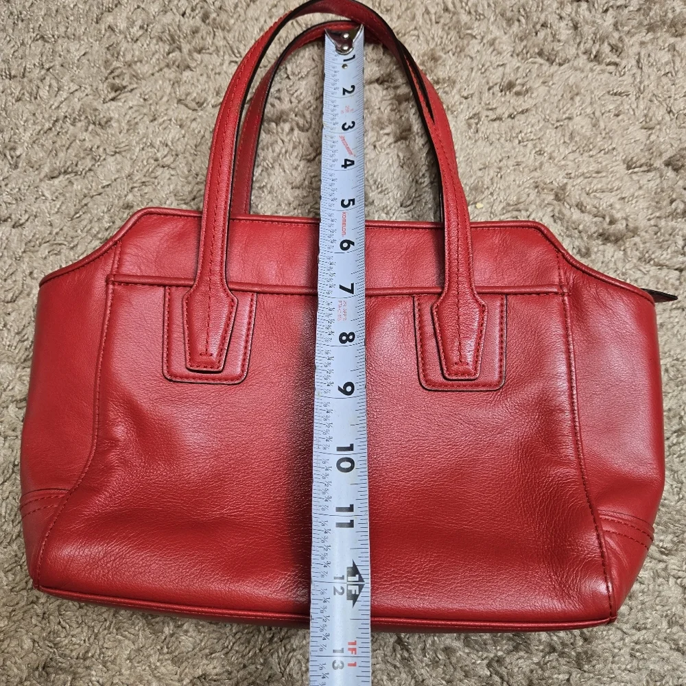 COACH Taylor Red Leather Zipper Closure Small Handbag bag. No Long‎ Strap